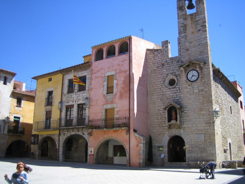 Fonda Mitja Guest house