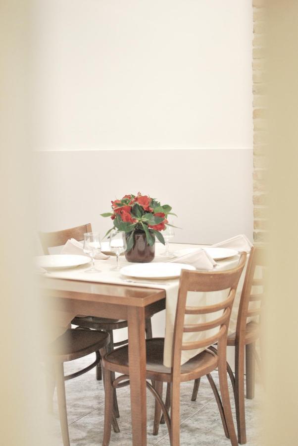 Fonda Mitja Guest house *